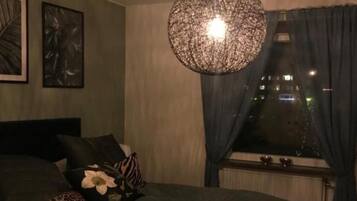 2 chambres, fer et planche Ă repasser, Wi-Fi, draps fournis