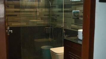 Shower, rainfall showerhead, soap, shampoo