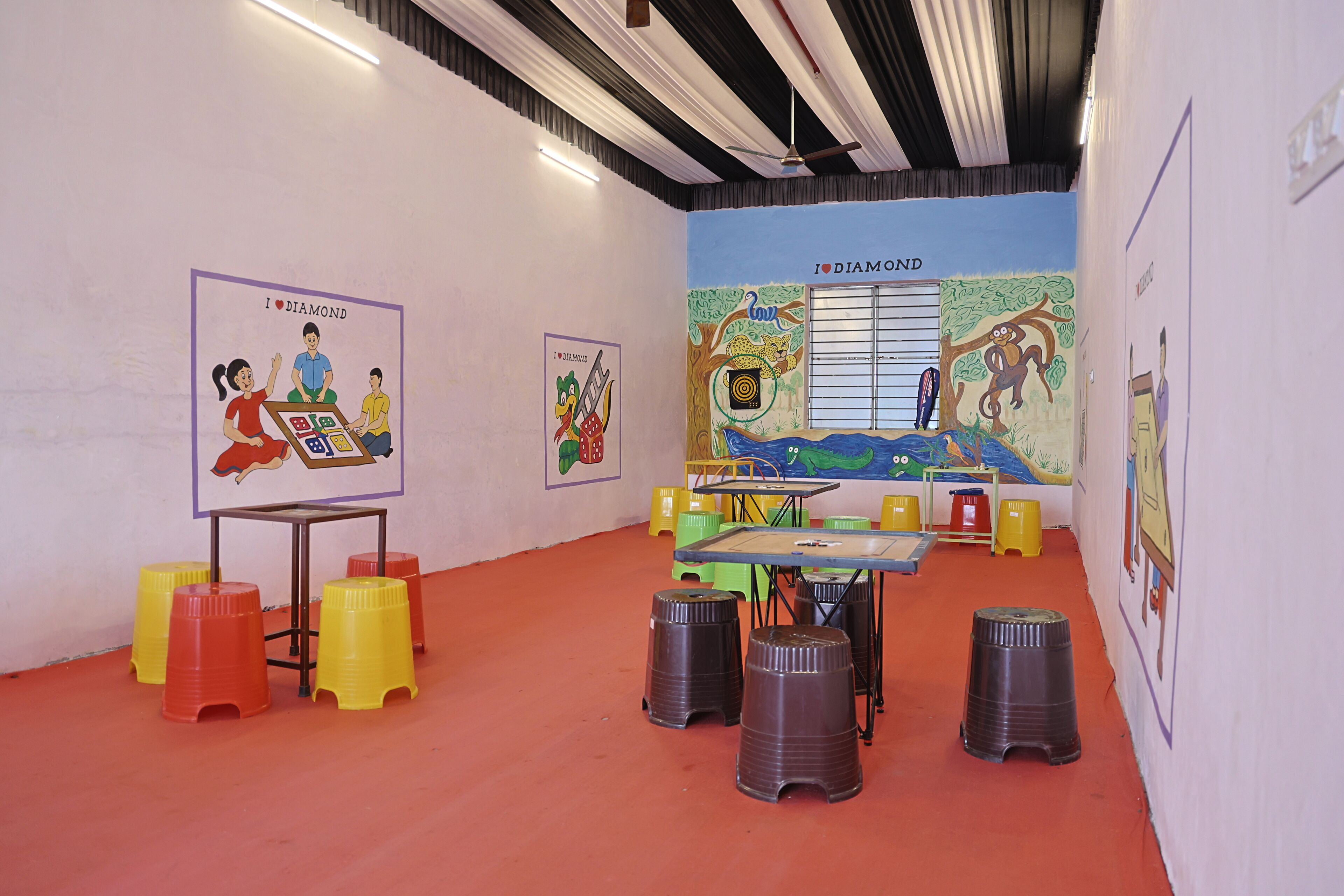 Área de juegos infantiles bajo techo