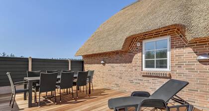 Nice home in Ulfborg with sauna