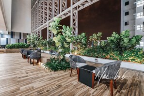 Outdoor pool - NaiBnB @ The Colony by Infinitum (Kuala Lumpur)