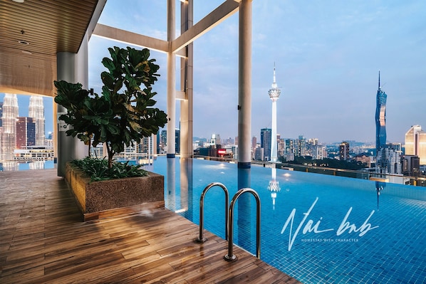 Outdoor pool - NaiBnB @ The Colony by Infinitum (Kuala Lumpur)