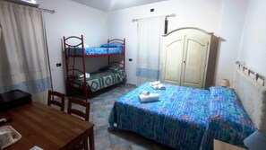 Room, 1 Bedroom, Smoking, Terrace