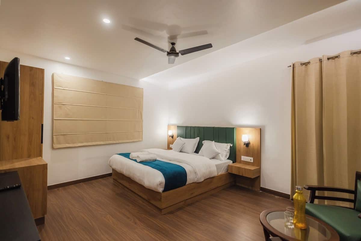 Deluxe Double Room, Mountain View | Bathroom