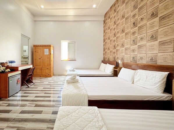 Standard Suite, City View