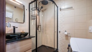 Apartment (213) | Bathroom | Shower, towels - Apartamenty Sun & Snow Bukowa 21 (Wisla)