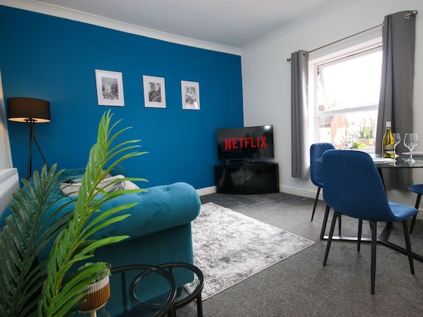 Smart TV - Inviting 2-bed apartment - Perfect for contractors and business travellers. (Retford)
