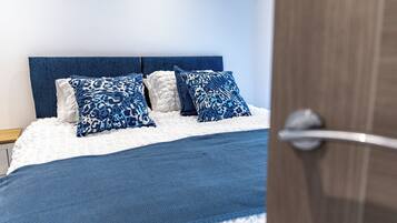 2 bedrooms, desk, iron/ironing board, free WiFi