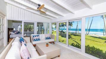 Villa, 4 Bedrooms, Smoking | Ruang tamu