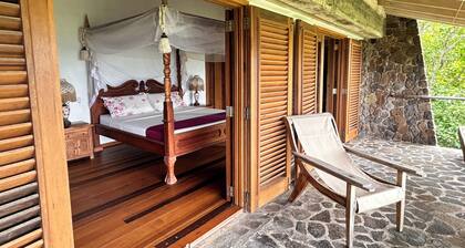 Superb house with idyllic views - 5min from the beach - close to bars & rest