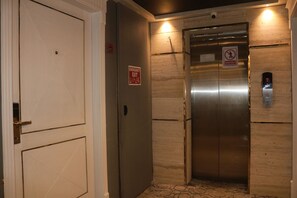 Elevator