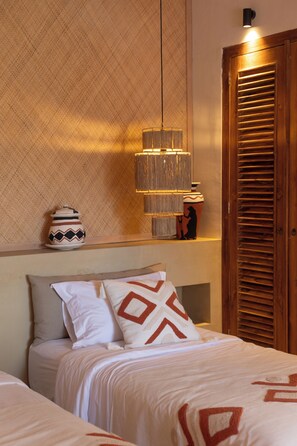 7 bedrooms, minibar, in-room safe, desk