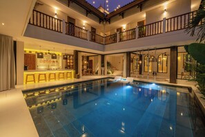 Outdoor pool, pool loungers