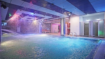 15 indendørs pools