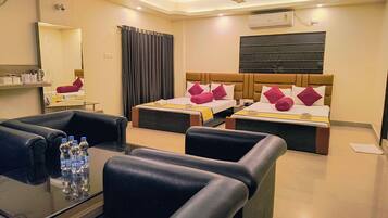 Deluxe Quadruple Room