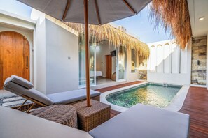 Outdoor pool - Queen Villa by Betterplace (Seminyak)