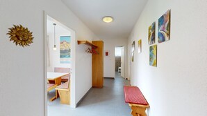 Interior - Well-kept holiday apartament house in a prime location in St. (St. Moritz)