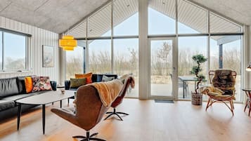 Maison Classique, plusieurs chambres | Intérieur