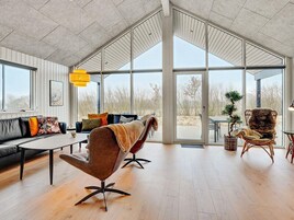 Casa clássico, vários quartos | Parte interna