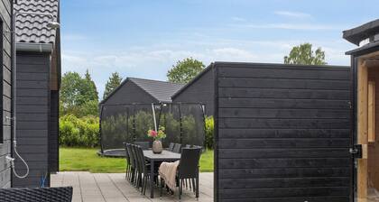 5 Star Holiday Home in Dronningmolle