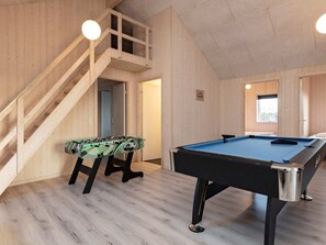Comfort House, Multiple Bedrooms | Game room