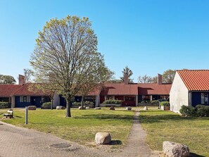 Exterior - 6 Person Holiday Home on a Holiday Park in Saeby (Sæby)