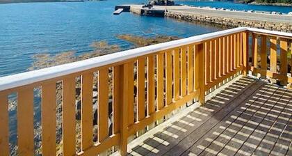 6 Person Holiday Home in Maloy