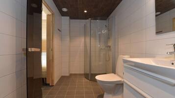 Classic House, 4 Bedrooms | Interior