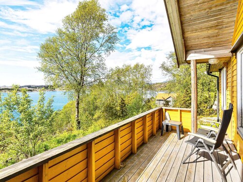 6 Person Holiday Home in Anneland