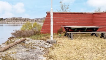 Deluxe House, 3 Bedrooms | Outdoor dining