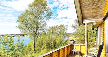 6 Person Holiday Home in Anneland