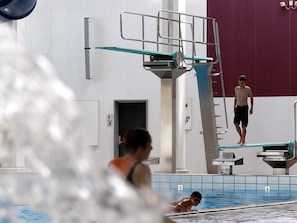 Klassiek huis, 3 slaapkamers | Zwembad | Een binnenzwembad en een buitenzwembad