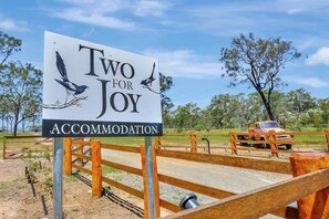 Property grounds - Two for Joy Estate. Sleeping 12, 2 Cottages (North Rothbury)
