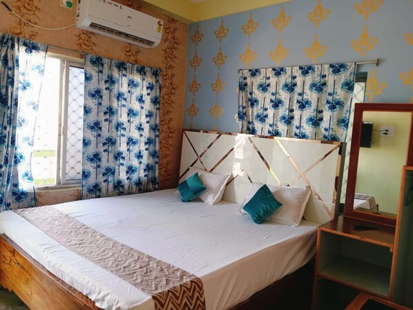 Deluxe tweepersoonskamer, uitzicht op zee | 1 slaapkamer, gratis wifi, beddengoed