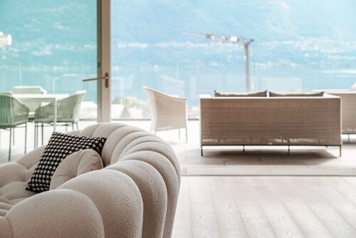 Appartement de luxe avec grande terrasse donnant sur le lac (LUXURY MINUSIO)
