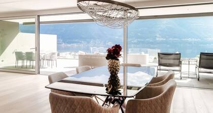 Luxury Apartment with large lake view terrace (LUXURY MINUSIO)