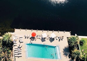 Pool - Luxury  Penthouse w/ Private Rooftop & Bay Views (Hallandale Beach)