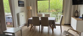 F3 apartment with balconies, domaine de l'hermitage