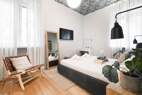 1 bedroom, iron/ironing board, WiFi, bed sheets