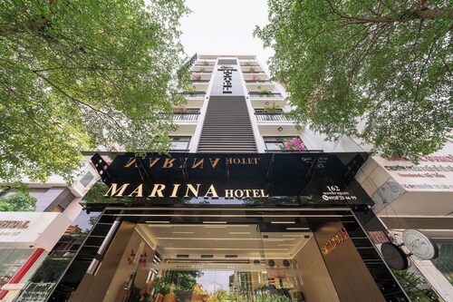 Marina Hotel