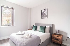 2 soverom, strykejern/-brett, wi-fi og sengetøy