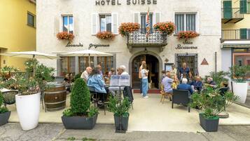 Bar (in der Unterkunft)