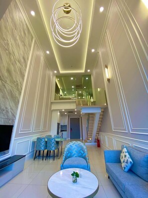 Duplex, Non Smoking | Desk, laptop workspace, soundproofing, iron/ironing board - Societe Suites Hartamas by Bamboo Hospitality (Kuala Lumpur)
