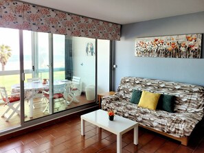 TV - Canet-en-Roussillon - Modern 1BR - Beach Access - Private Parking (Canet-en-Roussillon)