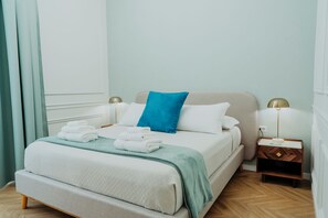 4 室のベッドルーム、アイロン / アイロン台、WiFi、ベッドシーツ