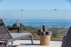 View from property - Four Horizons Luxury Villas (Apokoronas)