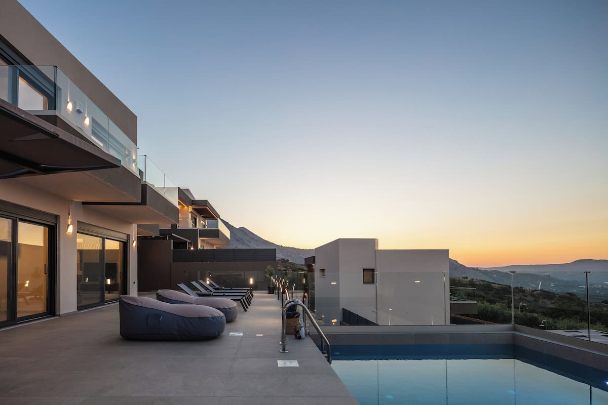 Vila luxo, 3 quartos, piscina particular, vista para o mar | Terraço/pátio