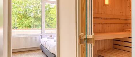 2 室のベッドルーム、WiFi