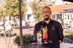 Outdoor dining - Child-friendly 6-person apartment in Senno theme (Hageweg 'T Centrum)