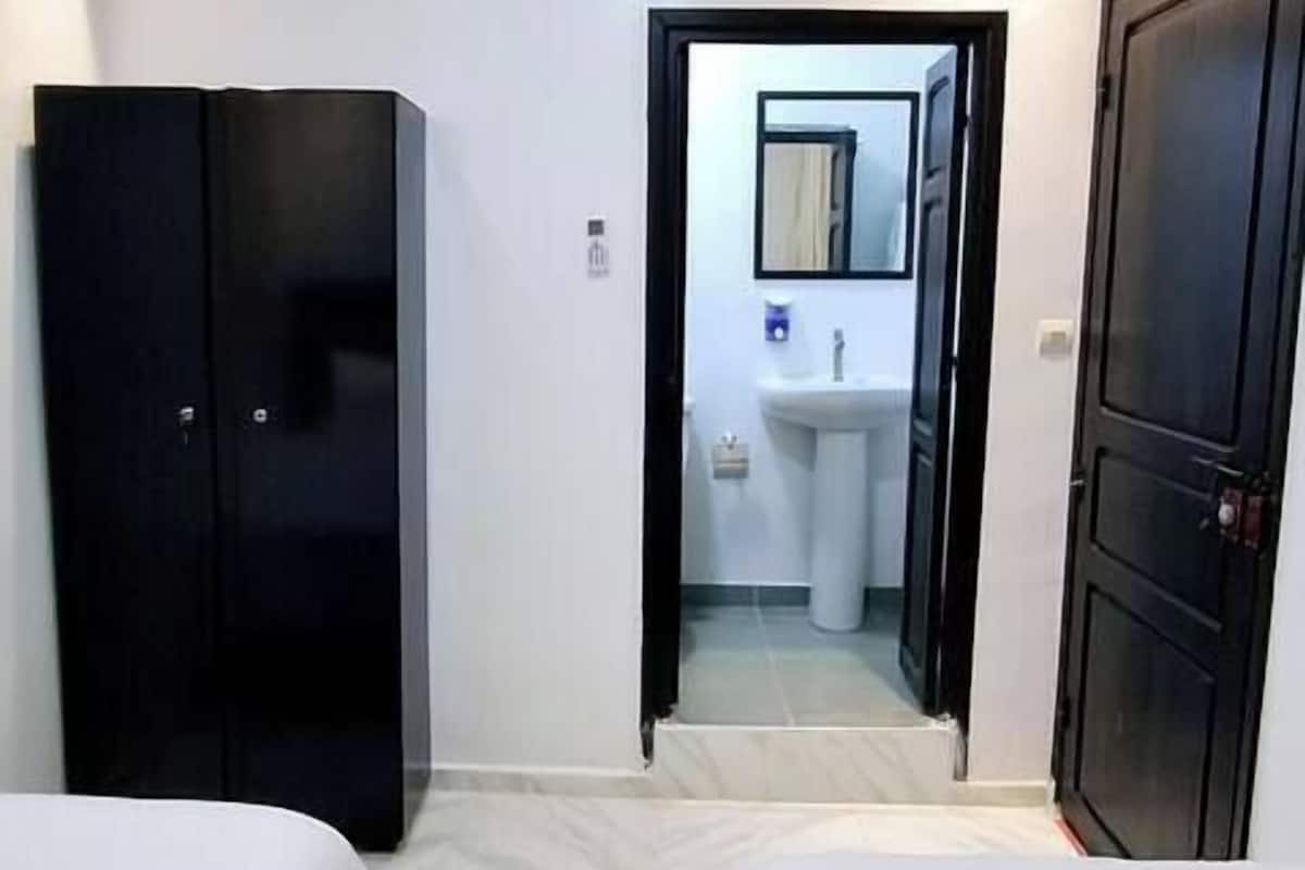 Habitación junior, vistas al lago | Sistema de insonorización y wifi gratis